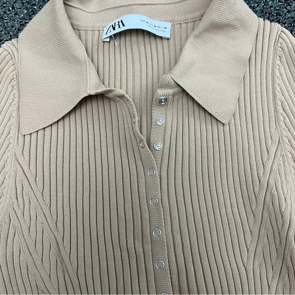 ZARA Beige Ribbed Collared Long-Sleeve Modest Shirt Top Sweater Silver Snaps M - Picture 10 of 12
